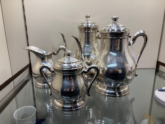 SERVIZIO THE/CAFFE' ARGENTO 4 PEZZI INGLESE GR.1530