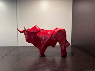 SCULTURA RED OX MEDIUM VINCENZO DEL MONACO